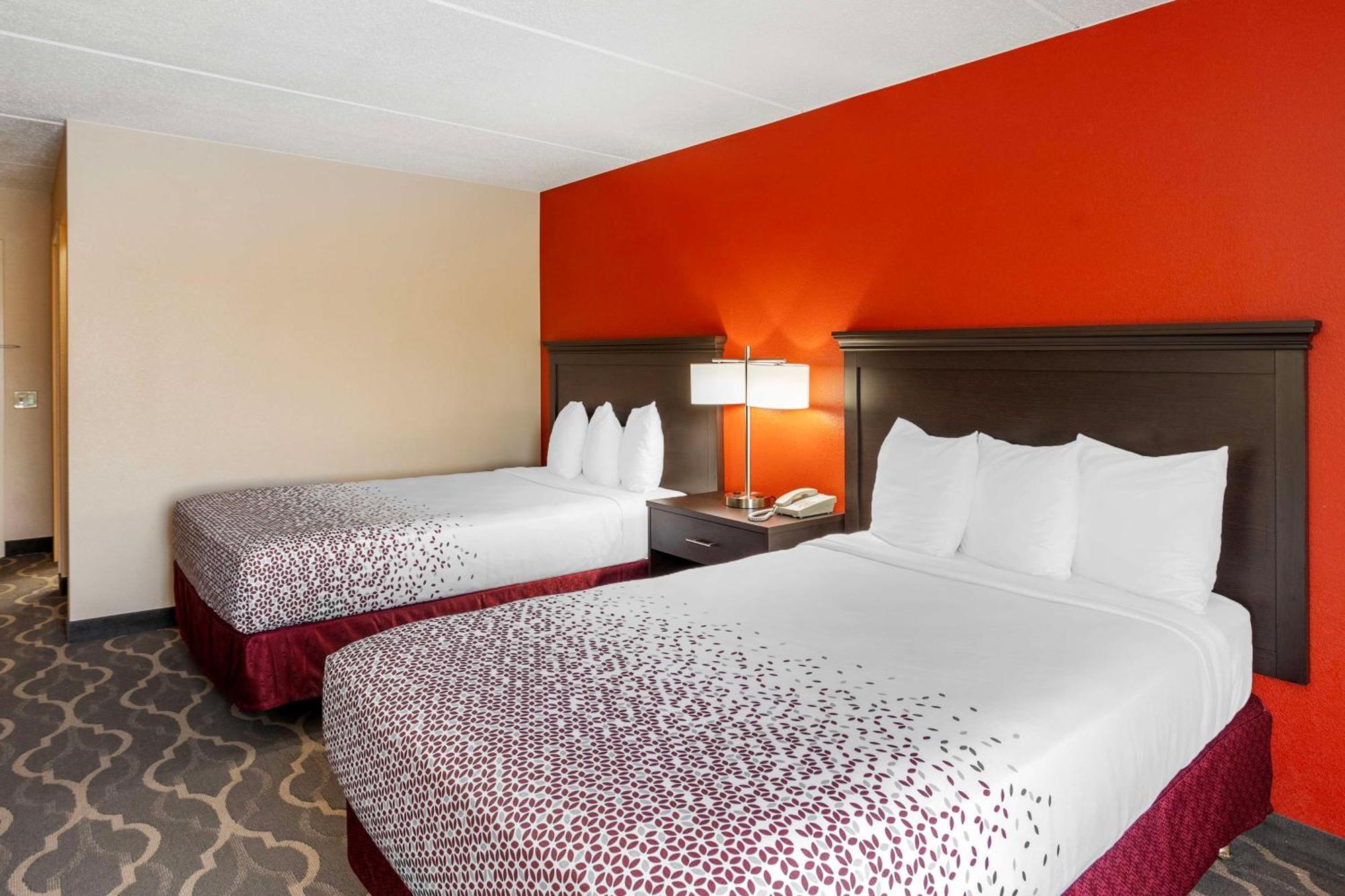 Best Western Inn At Blakeslee-Pocono מראה חיצוני תמונה