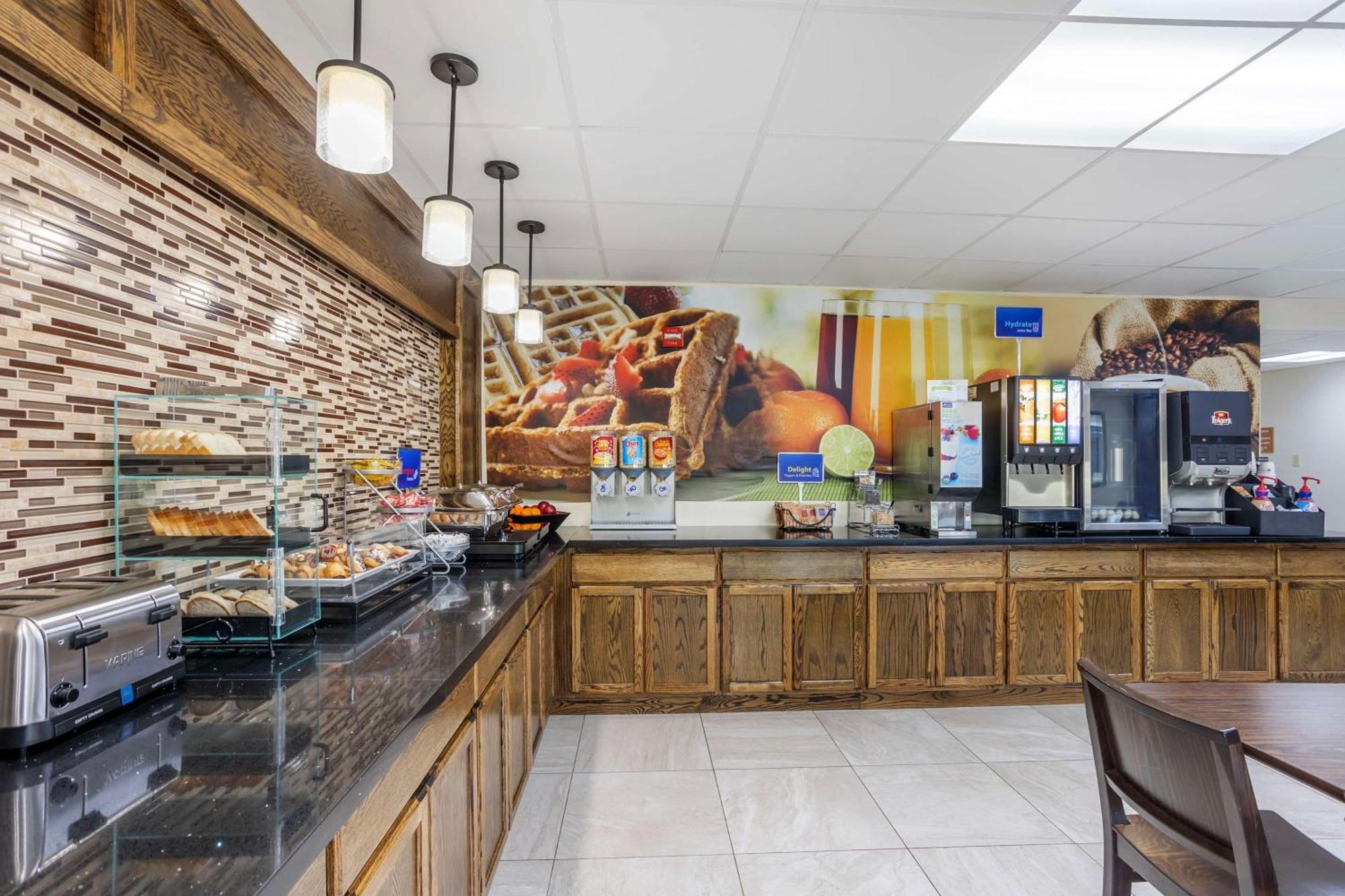Best Western Inn At Blakeslee-Pocono מראה חיצוני תמונה